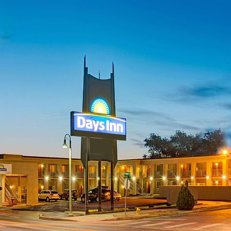 Days Inn By Wyndham Albuquerque Downtown Esterno foto