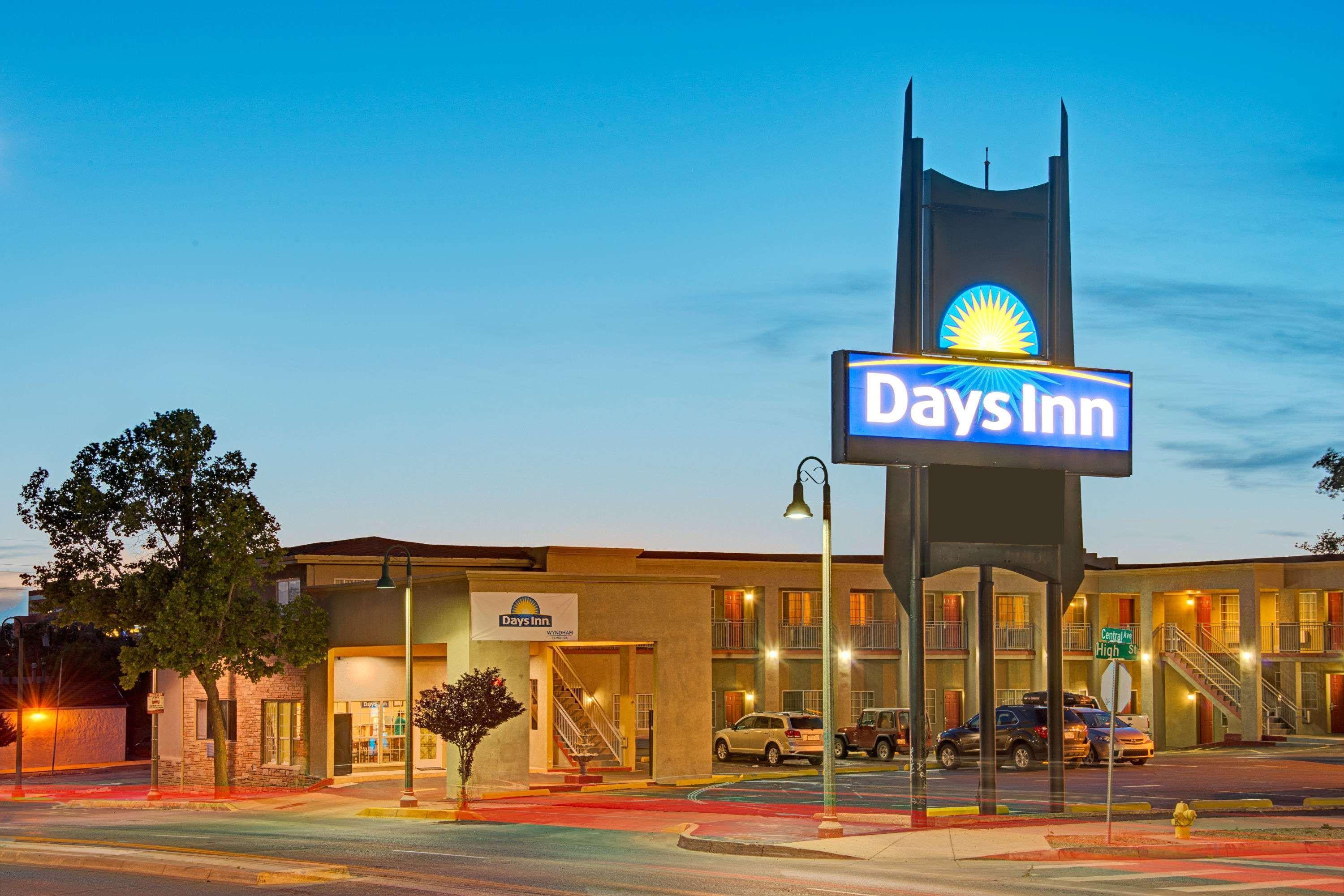 Days Inn By Wyndham Albuquerque Downtown Esterno foto